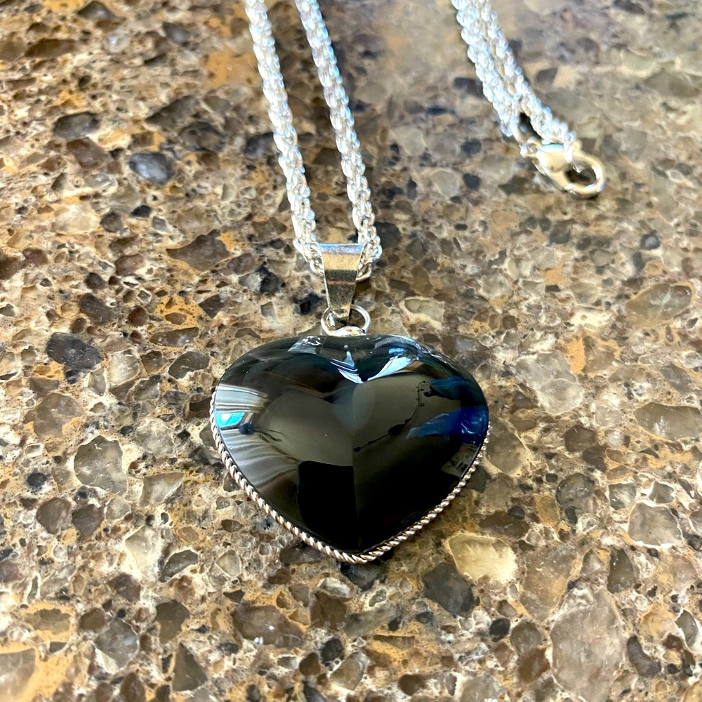 23” Black Tiger Eye Heart Necklace